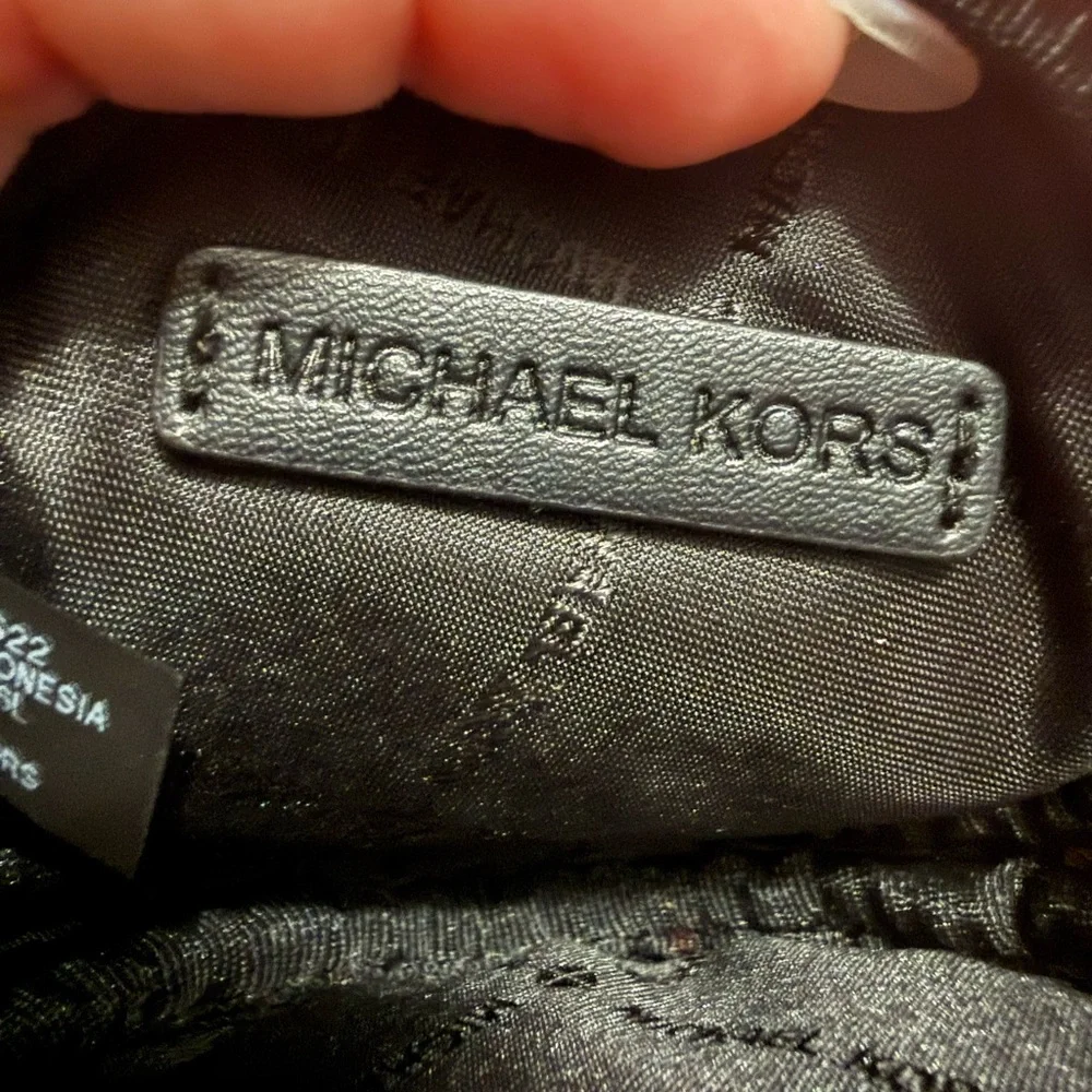 Michael Kors Black Coin Holder - Picture 3 of 3